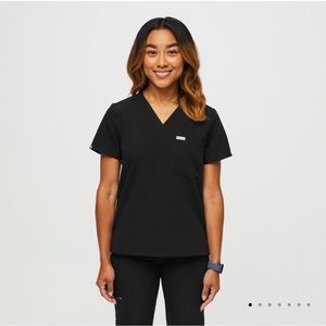 Figs Catarina One-Pocket Scrub Top
